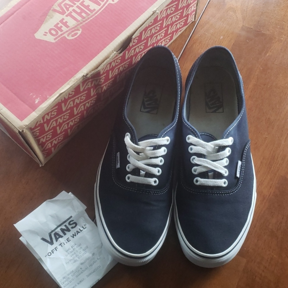 Vans navy blue, blue bottom